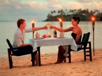 Romantisches Dinner am Strand, Foto: BoTG