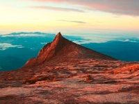 South Peak, Mt Kinabalu, Eric BC Lim [CC BY 2.0 flickr]