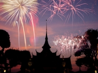 Wat arun under new year celebration time, Thailand, Melinda Nagy