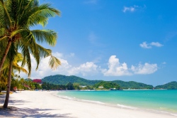 Strand auf der Insel Langkawi  (Bild: Asien Special Tours, Copyright)